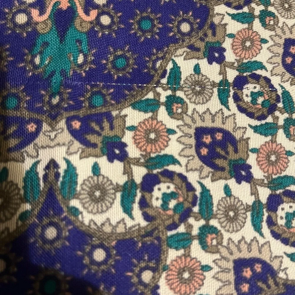 Express Blue‎ and Cream Scarf with Mandala Pattern